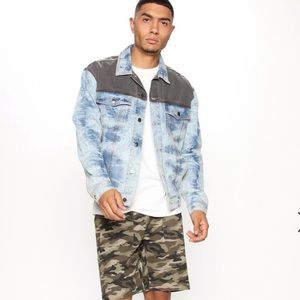 New Fashion Nova Men’s Utility Cargo Camo Shorts